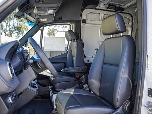 New 2026 Mercedes-Benz Sprinter 3500 image 13