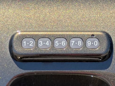 Used 2024 Ford Ranger Raptor AWD/4WD image 15