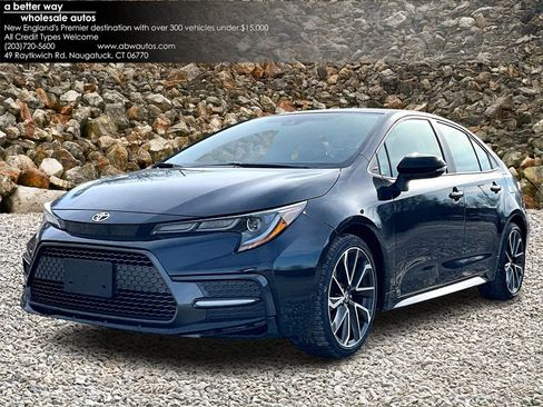 Used 2022 Toyota Corolla SE image 1