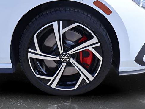 Used 2024 Volkswagen GTI SE FWD image 10