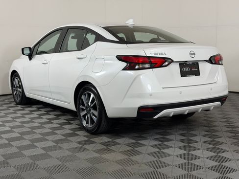 Used 2025 Nissan Versa SV FWD image 3