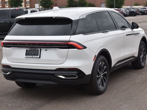 New 2026 Lincoln Nautilus Premier image 14