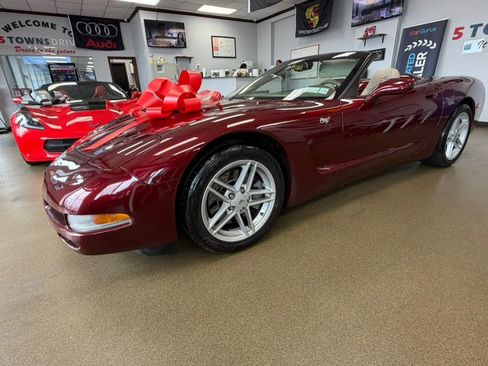 Used 2003 Chevrolet Corvette Convertible w/ Preferred Equipment Group1 RWD image 7