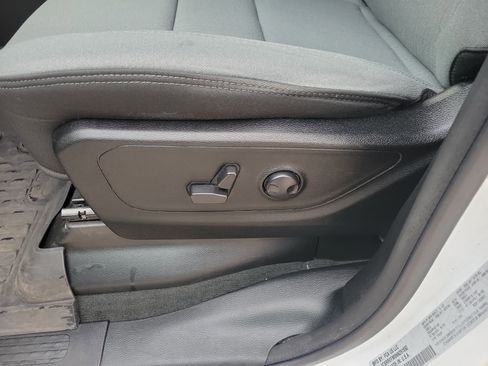 Used 2022 RAM 1500 Big Horn w/ Trailer Tow Group image 9