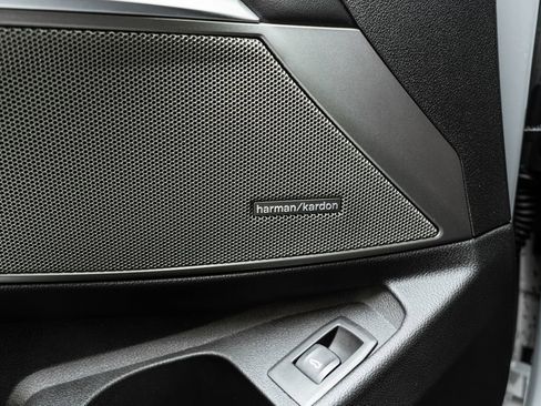 Used 2021 BMW M3 Competition w/ M Carbon Exterior Package RWD image 19