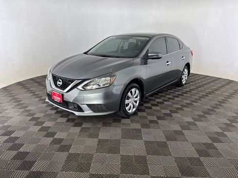Used 2018 Nissan Sentra S FWD image 3
