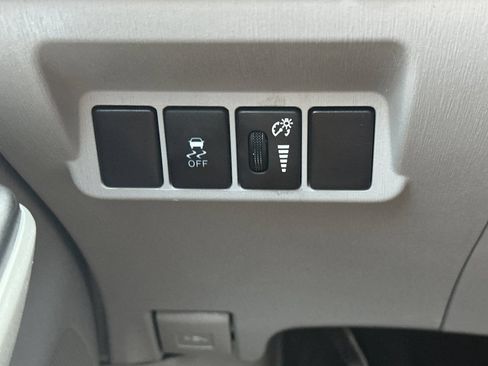 Used 2017 Toyota Prius V Three FWD image 36
