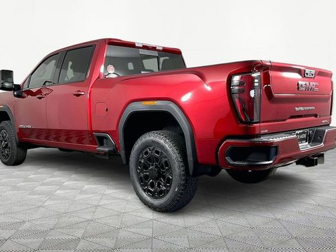New 2026 GMC Sierra 2500 AT4 w/ AT4 Preferred Package AWD/4WD image 4