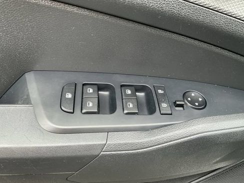 Used 2023 Kia Sportage LX AWD/4WD image 16