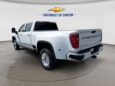 Used 2026 Chevrolet Silverado 3500 High Country w/ Technology Package AWD/4WD image 7