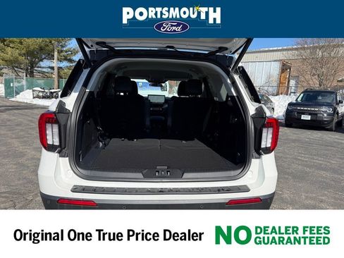 New 2026 Ford Explorer Active w/ Active Comfort Package image 17