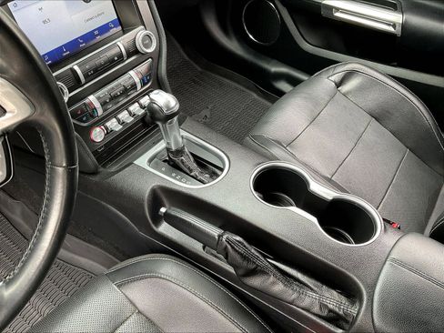 Used 2020 Ford Mustang Premium RWD image 16