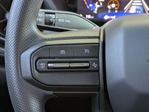 Used 2025 Chevrolet Colorado W/T image 24