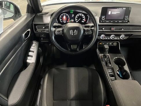 Used 2025 Honda Civic Sport image 18