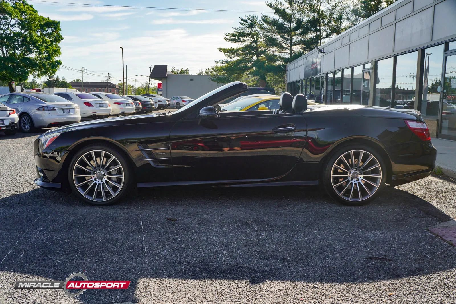 Used 2014 Mercedes-Benz SL 550 image 4