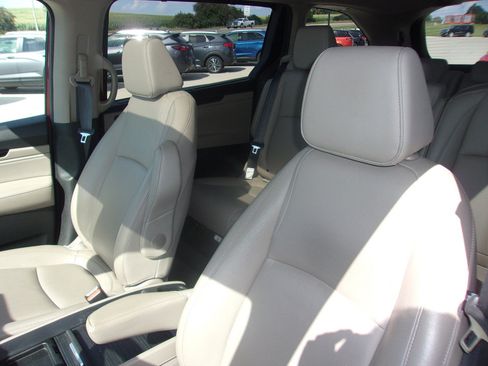 Used 2022 Honda Odyssey Touring image 11