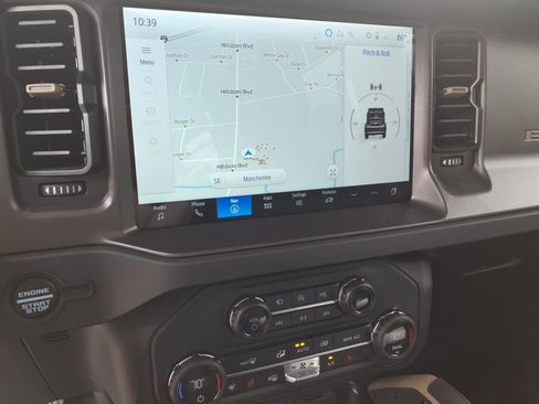 Used 2025 Ford Bronco Badlands image 22