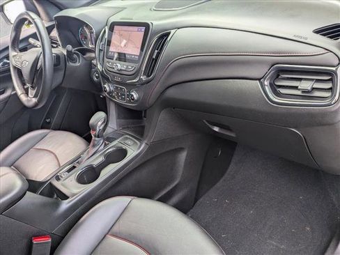 Used 2022 Chevrolet Equinox RS w/ RS Leather Package image 21