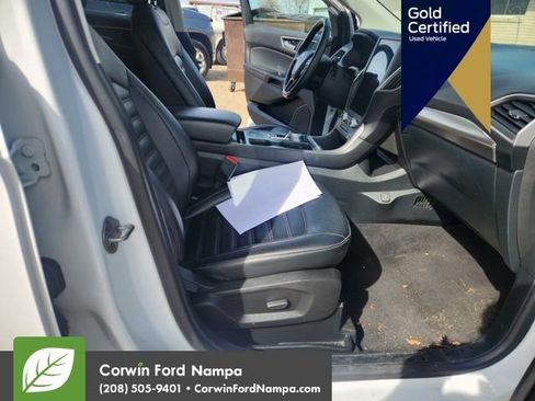 Used 2022 Ford Edge SEL image 20