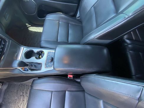 Used 2018 Jeep Grand Cherokee High Altitude AWD/4WD image 21