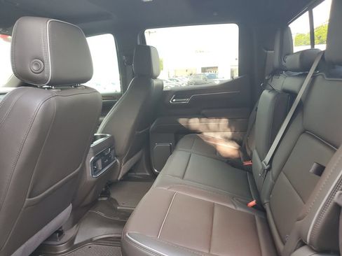 Used 2024 GMC Sierra 1500 Denali w/ Denali Reserve Package AWD/4WD image 16