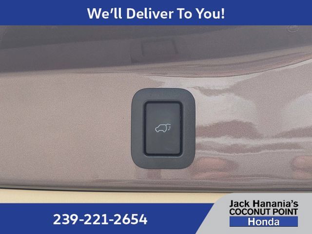 Used 2018 Toyota Highlander XLE FWD image 14