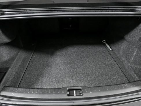 Used 2021 Volvo S60 T6 Momentum w/ Premium Package image 13