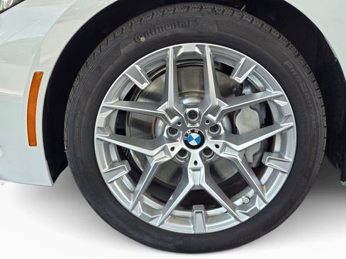 Used 2025 BMW 330i Sedan RWD image 11