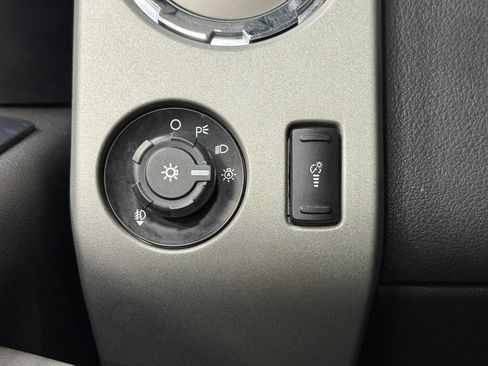 Used 2013 Ford F250 Lariat w/ Chrome Pkg AWD/4WD image 27