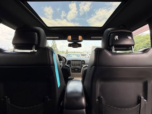 Used 2015 Jeep Grand Cherokee Limited w/ Luxury Group II AWD/4WD image 23