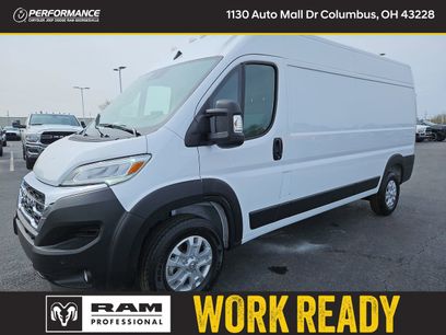 New 2025 RAM ProMaster 2500 w/ Quick Order Package 22G SLT