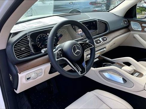 New 2026 Mercedes-Benz GLE 580 4MATIC image 5