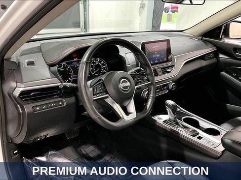 Used 2024 Nissan Altima 2.5 SR AWD/4WD image 23