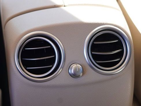 Used 2022 Mercedes-Benz GLC 300 4MATIC w/ Premium Package Lite image 36