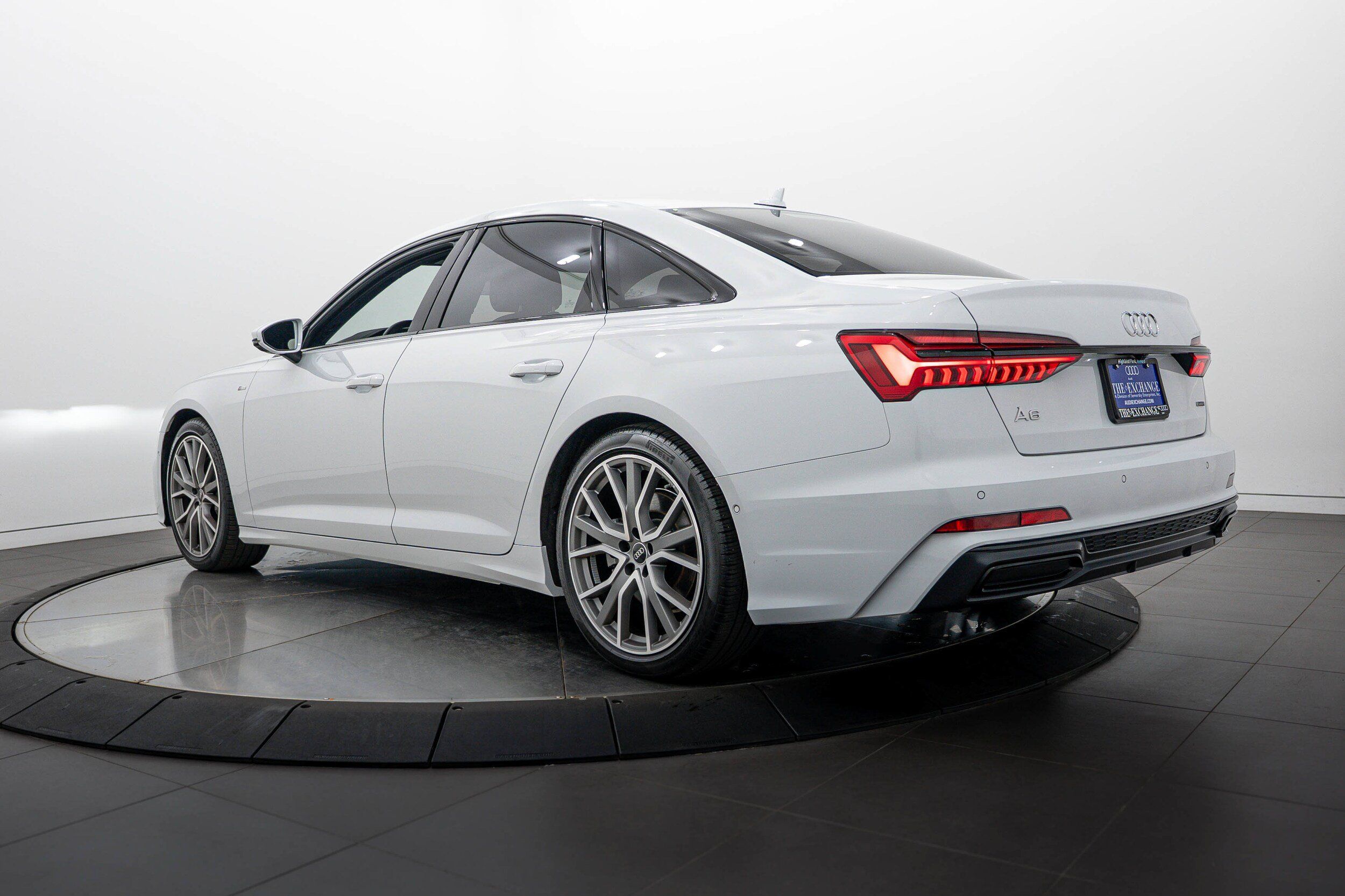 Used 2022 Audi A6 3.0T Prestige AWD/4WD image 5