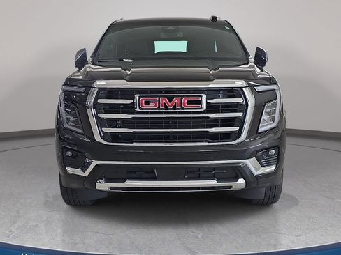 Used 2026 GMC Yukon XL Elevation RWD image 3