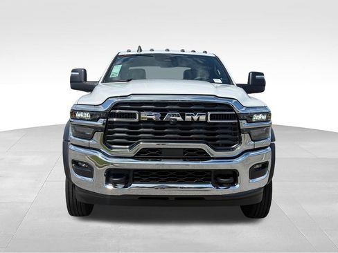 New 2027 RAM 5500 Tradesman w/ Chrome Appearance Group AWD/4WD image 24