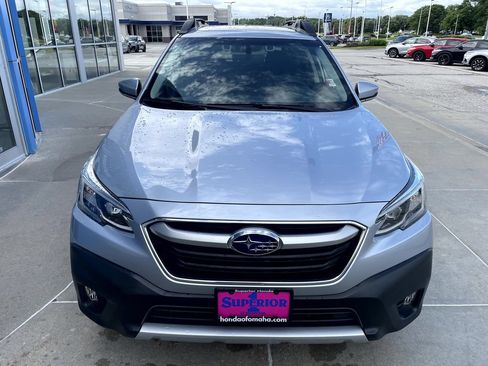Used 2022 Subaru Outback Limited AWD/4WD image 5