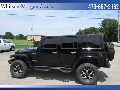 Used 2016 Jeep Wrangler Unlimited Rubicon AWD/4WD image 9