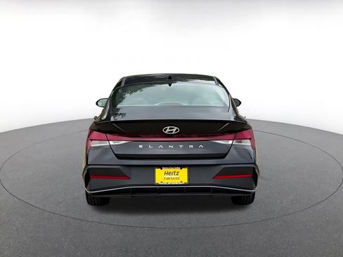 Used 2026 Hyundai Elantra Sport FWD image 10