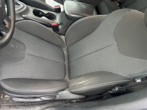 Used 2016 Dodge Dart SXT image 11