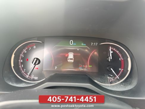 Used 2025 Toyota RAV4 XLE FWD image 15