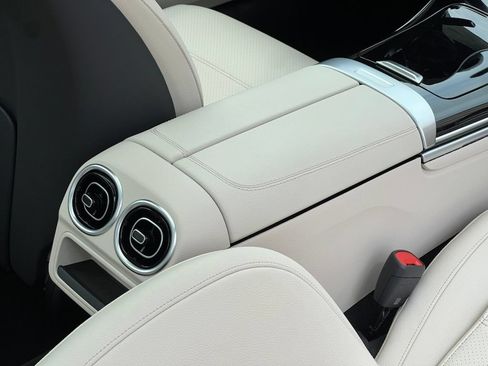 Certified 2026 Mercedes-Benz C 300 4MATIC Sedan image 24