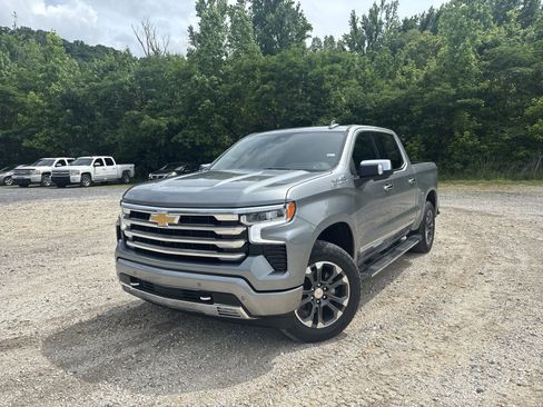 New 2026 Chevrolet Silverado 1500 High Country w/ Technology Package AWD/4WD image 11
