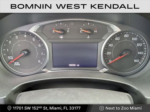 Used 2024 GMC Terrain SLE image 13