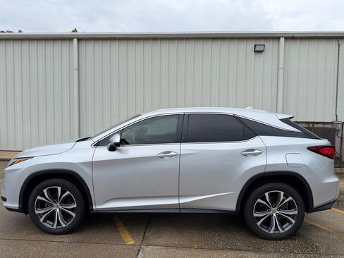 Used 2017 Lexus RX 350 FWD w/ Premium Package image 2