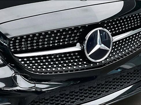 Used 2019 Mercedes-Benz C 300 Sedan image 30