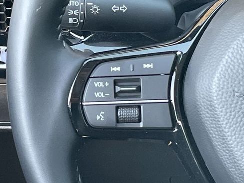 Used 2026 Honda CR-V EX-L image 12