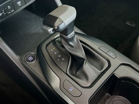 Used 2025 Kia K4 LXS image 25