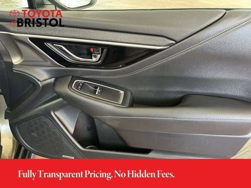 Used 2025 Subaru Outback Limited XT AWD/4WD image 22